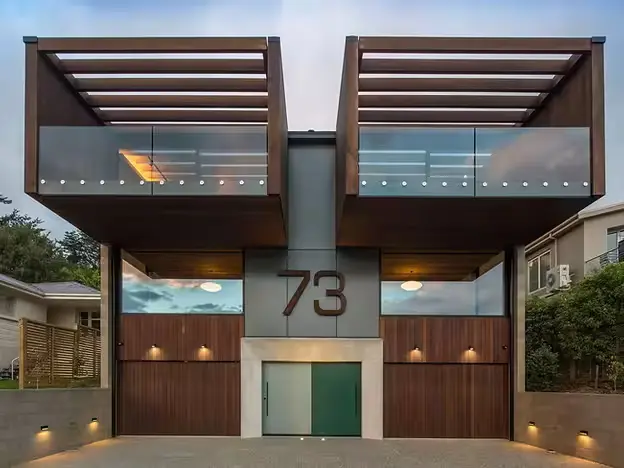 GlassBalustrades9-ezgif.com-avif-to-webp-converter