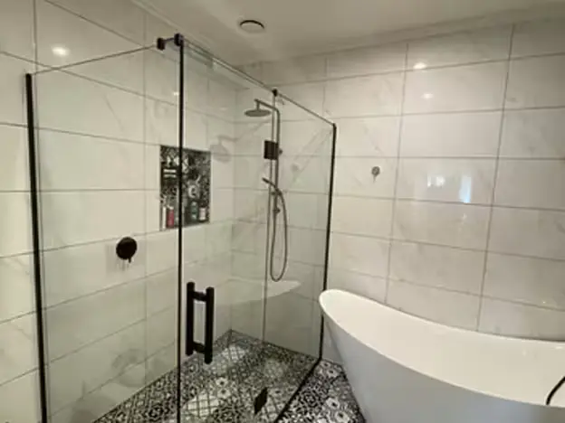 Showers5-ezgif.com-avif-to-webp-converter