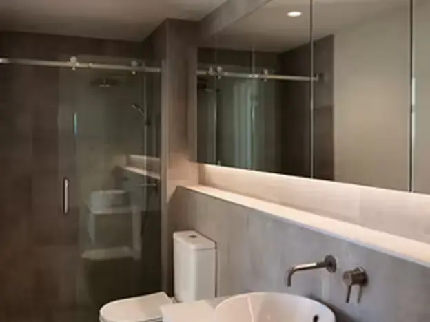 Showers6-ezgif.com-avif-to-webp-converter