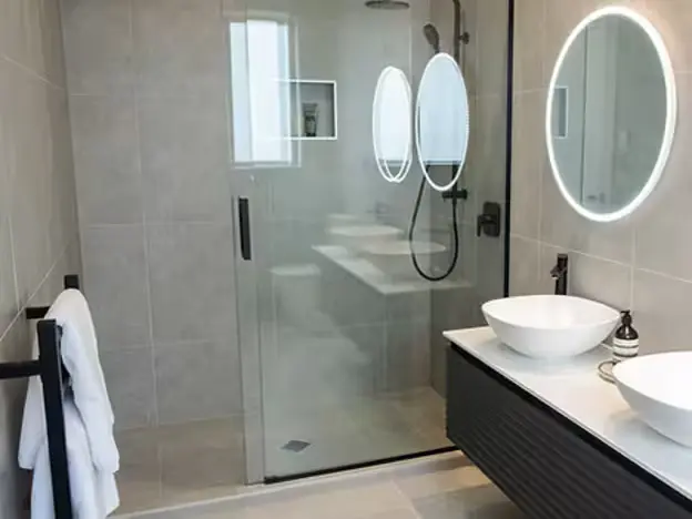 Showers7-ezgif.com-avif-to-webp-converter