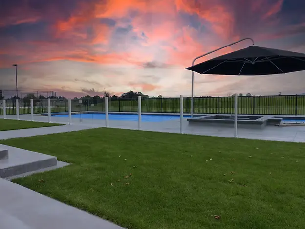 poolfences4-ezgif.com-avif-to-webp-converter